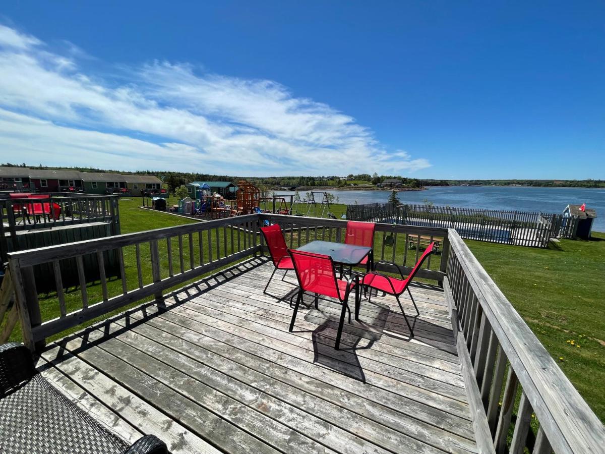 Beach & Breeze Cottages Stanley Bridge エクステリア 写真