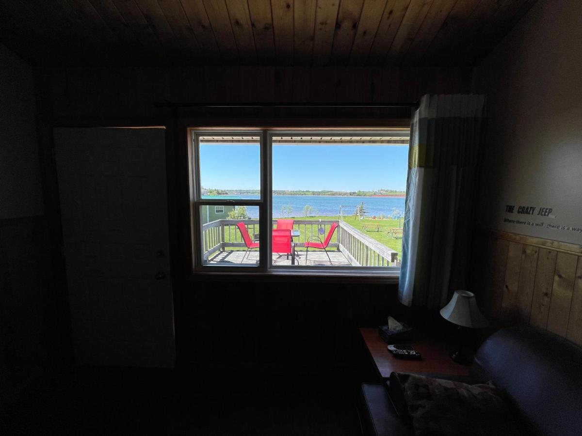 Beach & Breeze Cottages Stanley Bridge エクステリア 写真