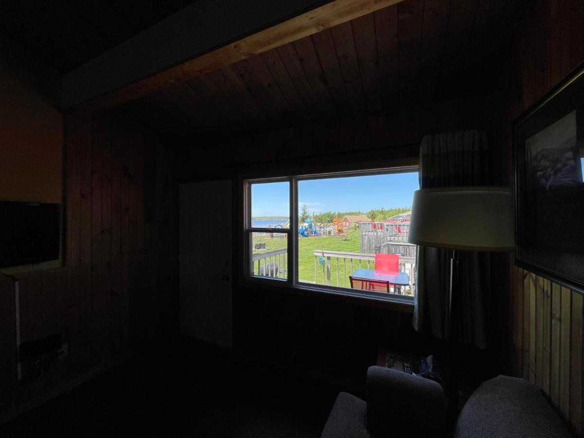 Beach & Breeze Cottages Stanley Bridge エクステリア 写真